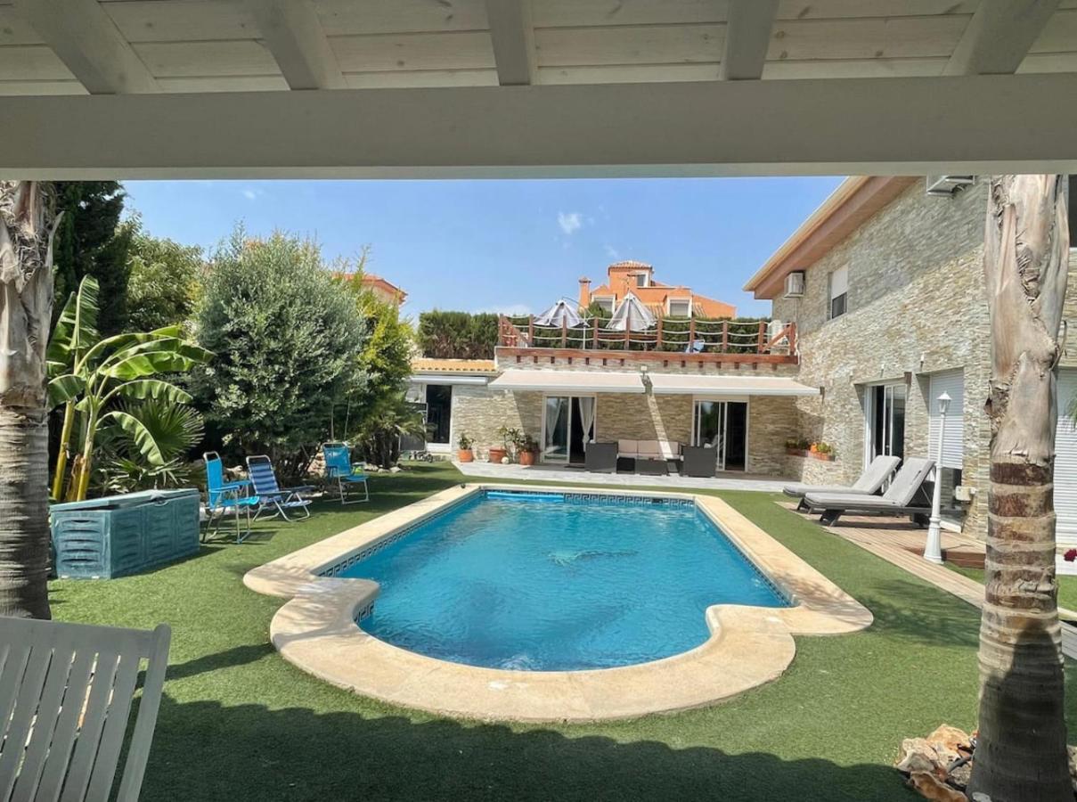 1 Habitacion Con Bano Privado Frente A La Piscina, Maximo Para 4 Personas, No Es La Casa Completa,1Cama Y 1 Sofa-Cama San Vicente Raspeig Екстер'єр фото