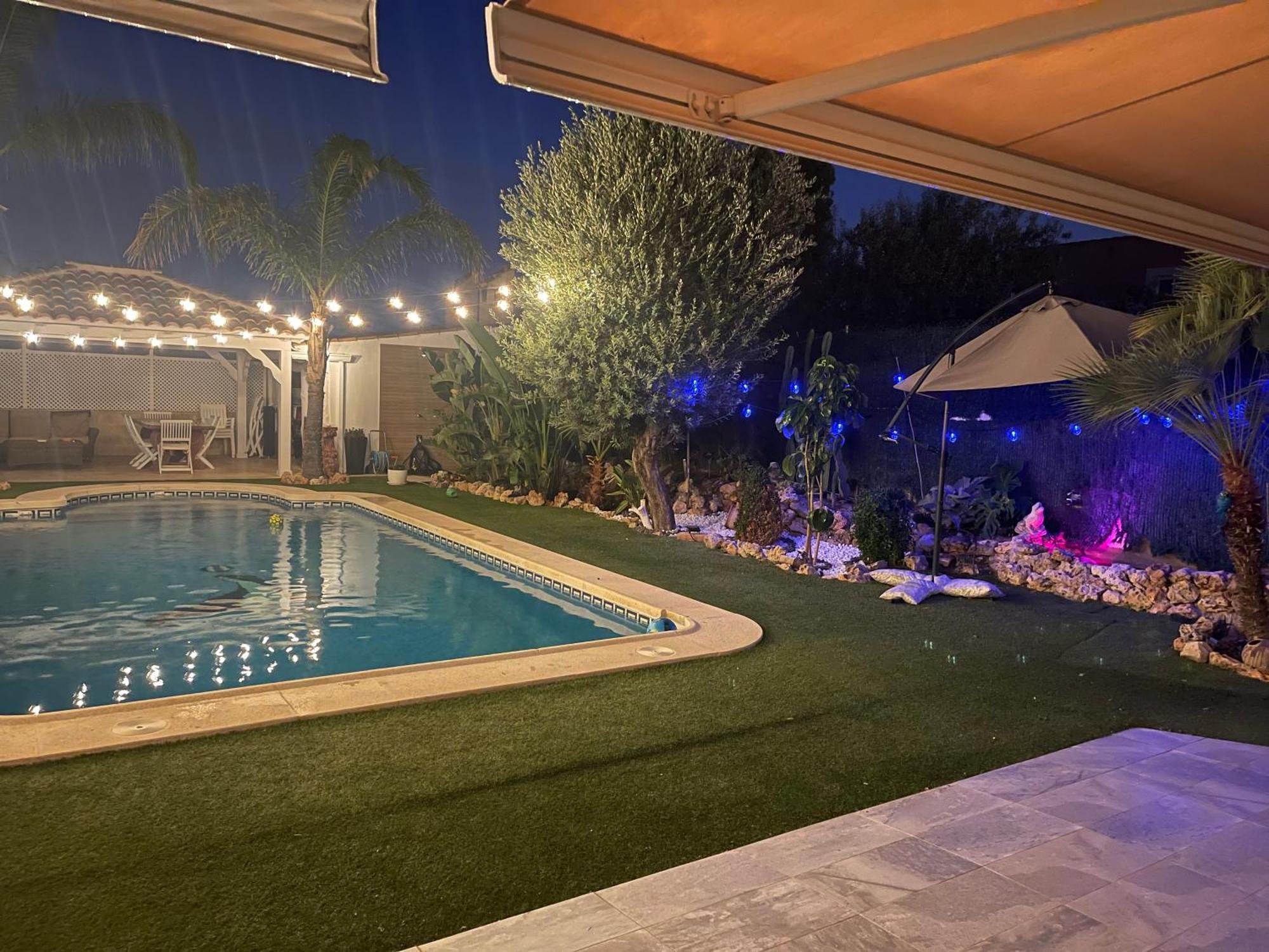 1 Habitacion Con Bano Privado Frente A La Piscina, Maximo Para 4 Personas, No Es La Casa Completa,1Cama Y 1 Sofa-Cama San Vicente Raspeig Екстер'єр фото
