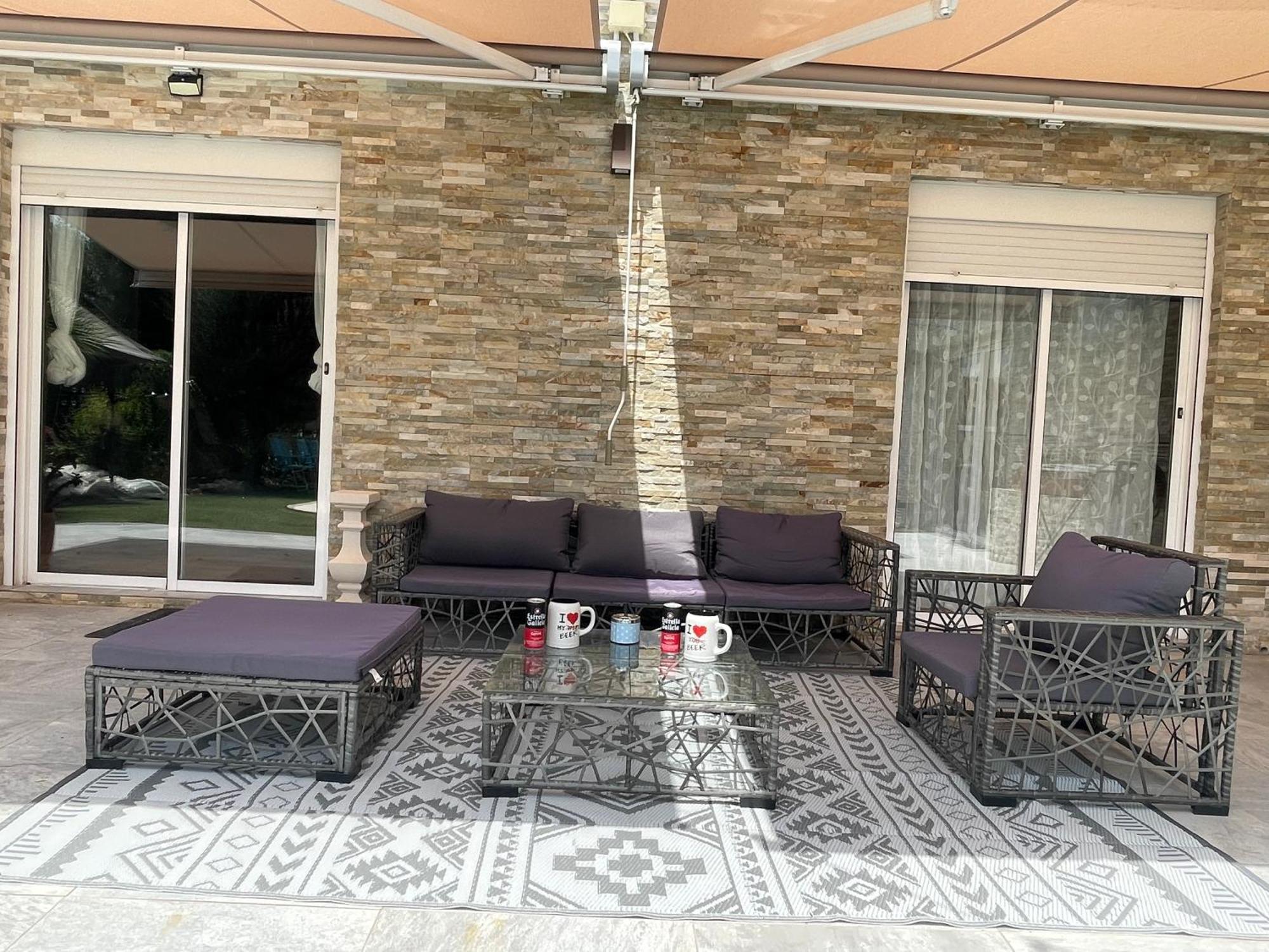 1 Habitacion Con Bano Privado Frente A La Piscina, Maximo Para 4 Personas, No Es La Casa Completa,1Cama Y 1 Sofa-Cama San Vicente Raspeig Екстер'єр фото