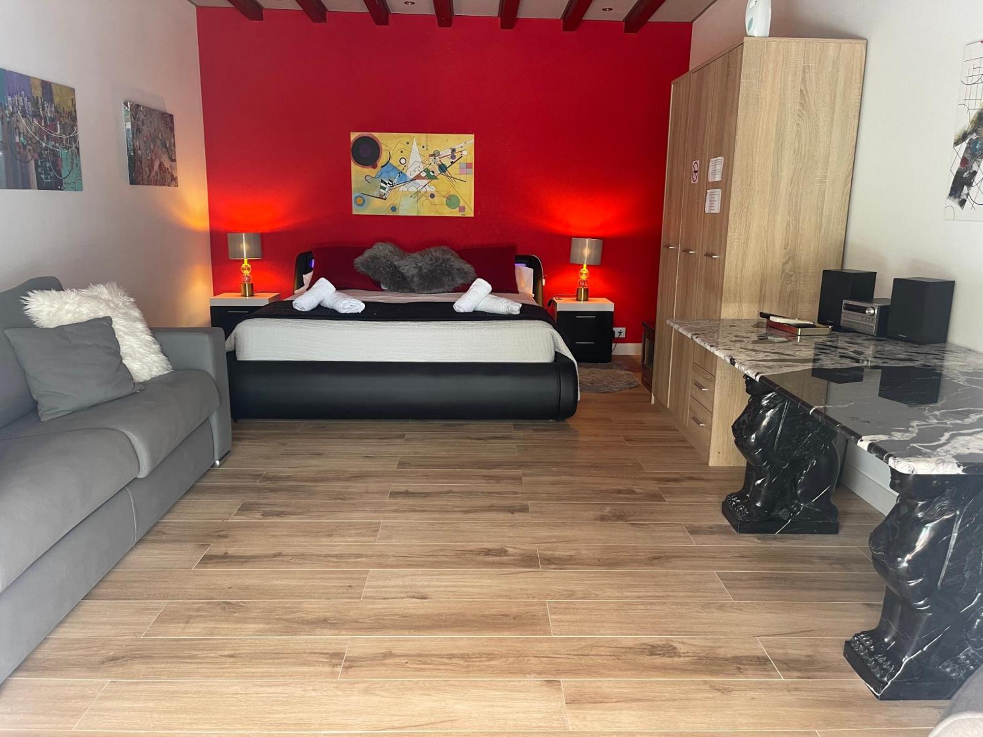 1 Habitacion Con Bano Privado Frente A La Piscina, Maximo Para 4 Personas, No Es La Casa Completa,1Cama Y 1 Sofa-Cama San Vicente Raspeig Екстер'єр фото